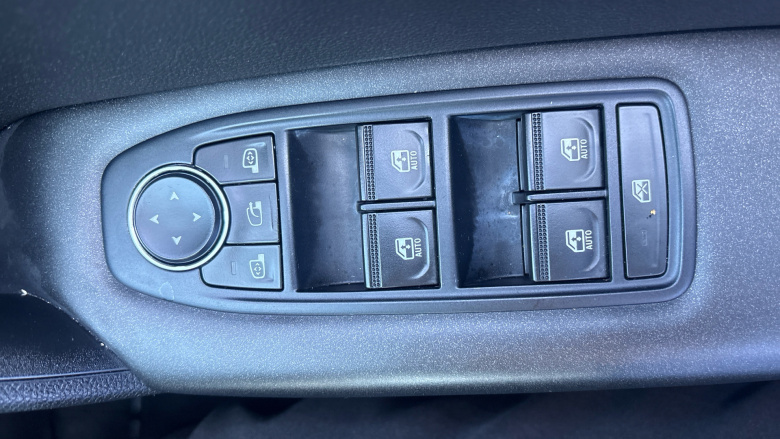 Renault Captur 1.3 TCE 130 Iconic 5dr Petrol Hatchback